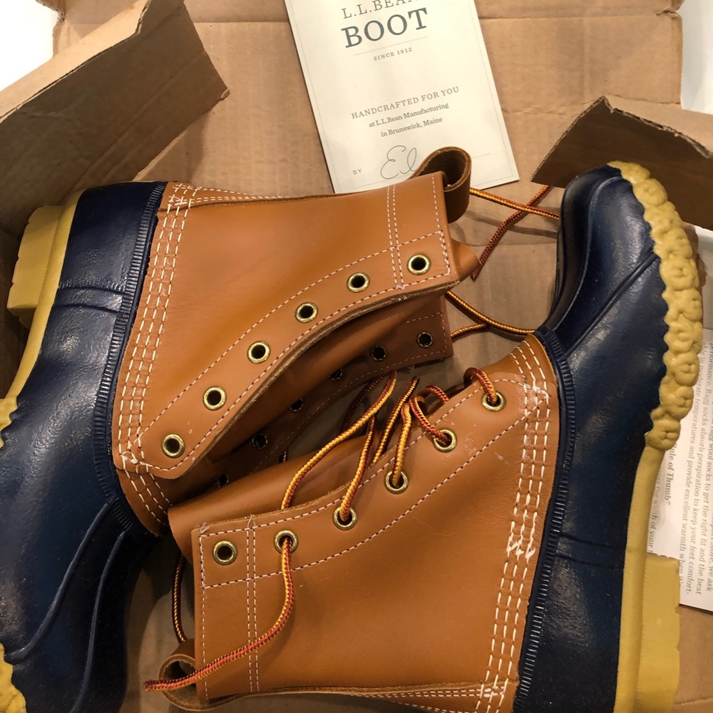 NEW - L.L. Bean Boots (Tan/Navy) size 6M
